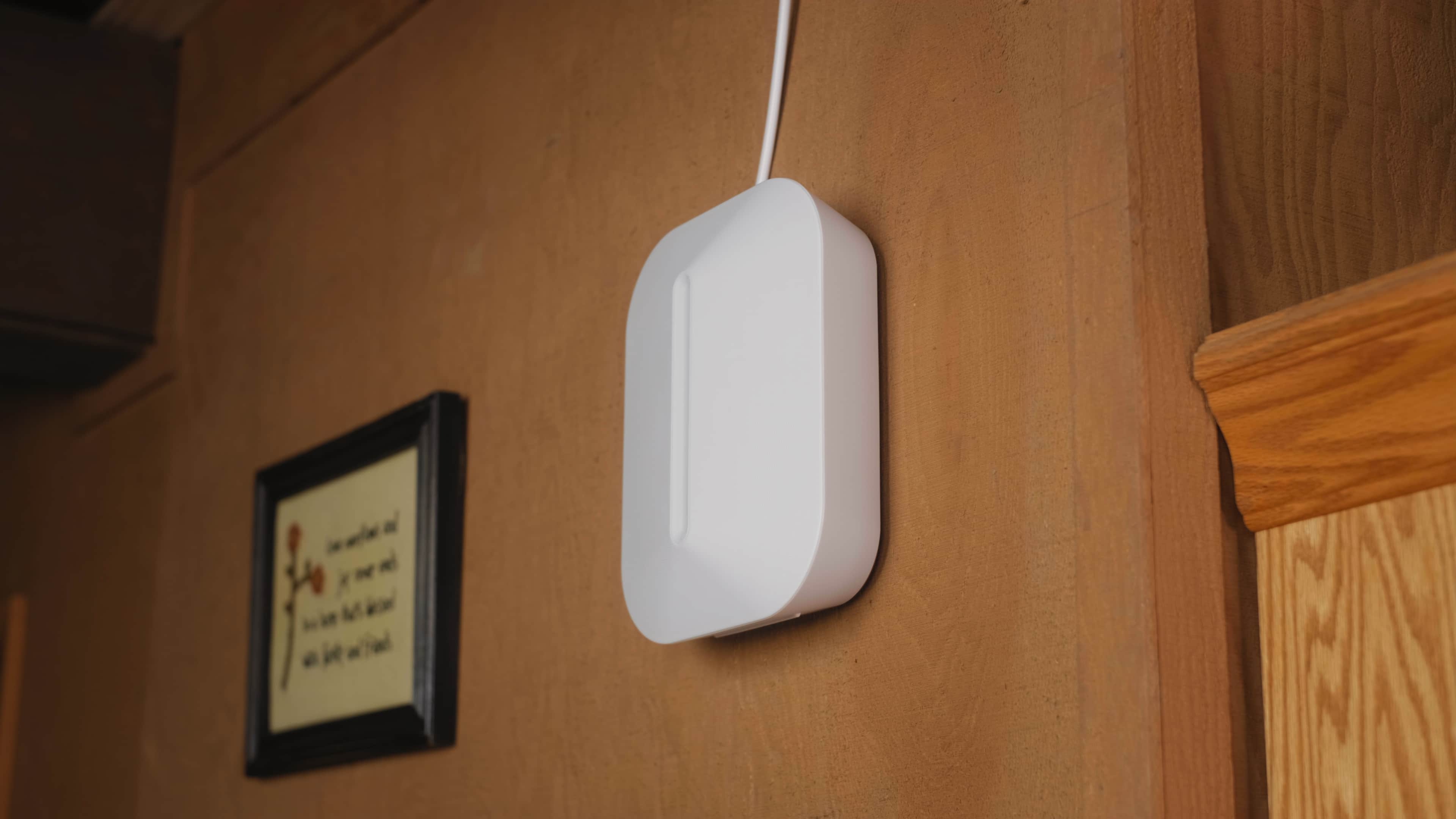 Home-Inside-Antenna-Standard-W-O-Fabric-Lid-Lifestyle-Wall